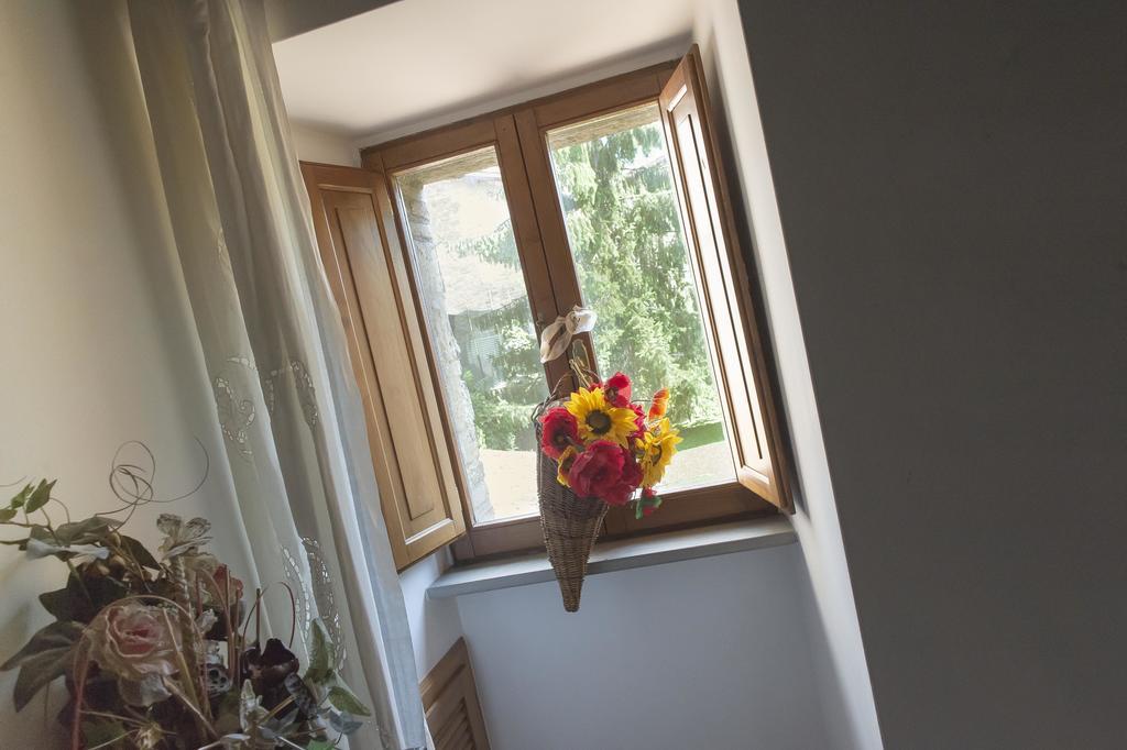 Residenza Di Via Piccardi Bed & Breakfast Gubbio Bagian luar foto