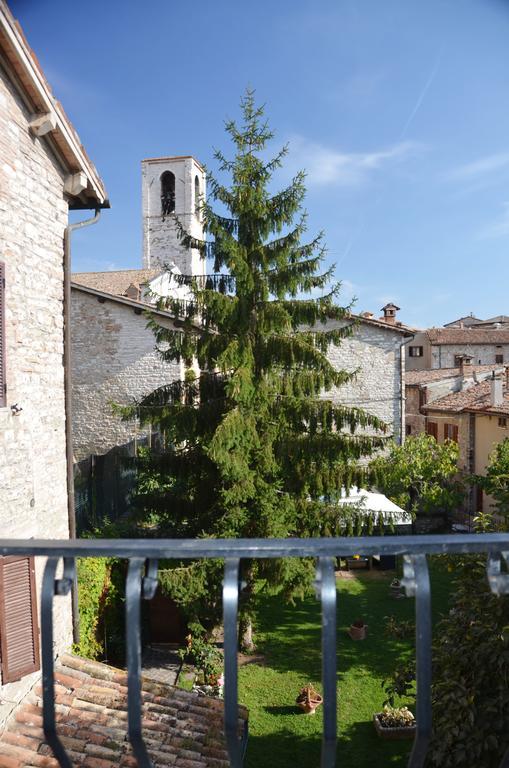 Residenza Di Via Piccardi Bed & Breakfast Gubbio Bagian luar foto