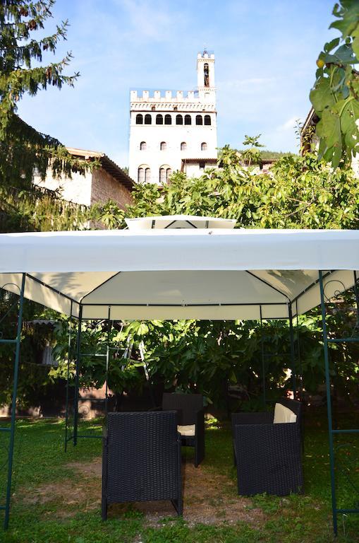 Residenza Di Via Piccardi Bed & Breakfast Gubbio Bagian luar foto